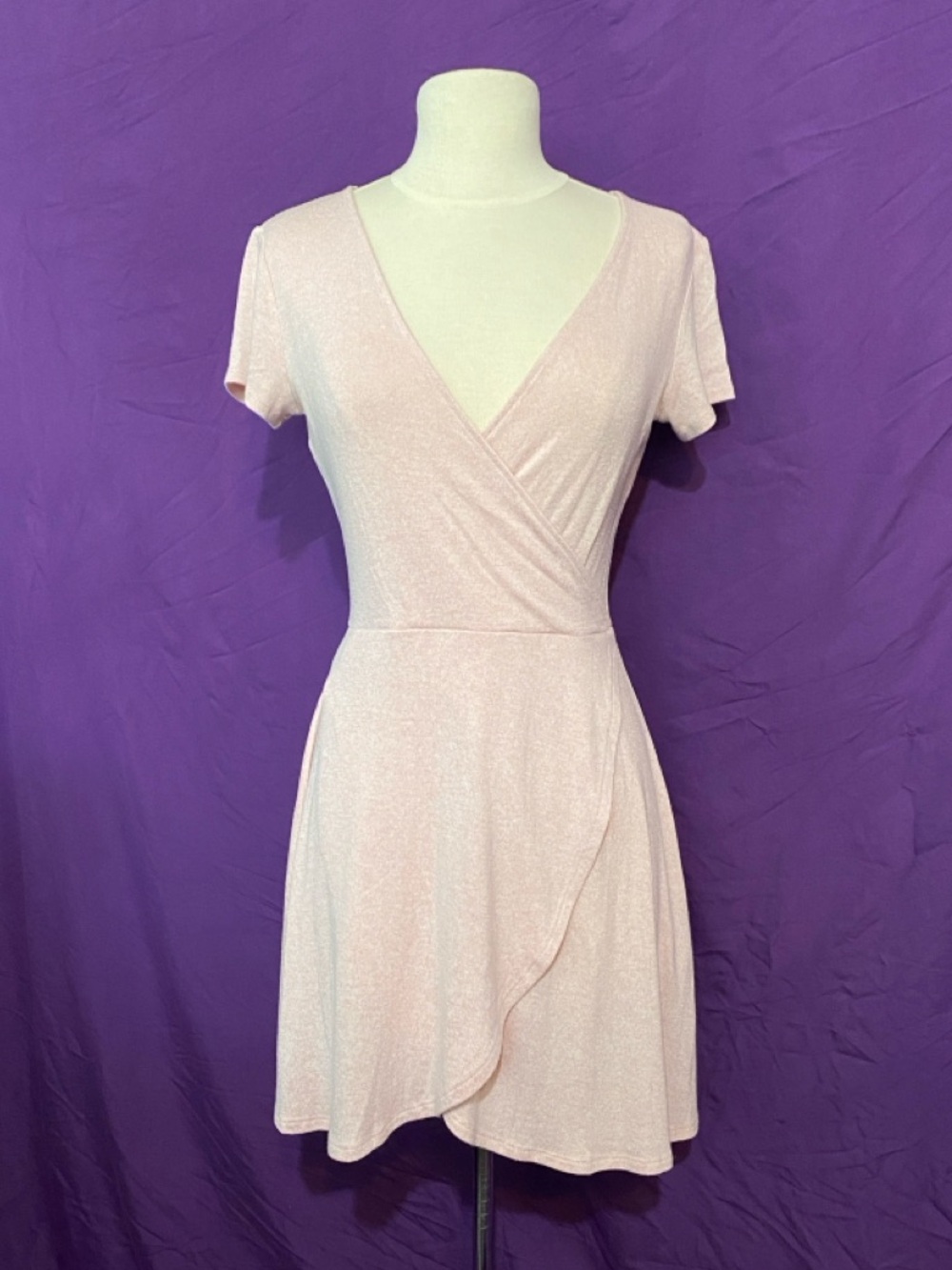 Forever 21 Light Pink Wrap-Front Mini Ballerina Dress. Size M.